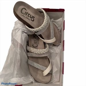 💥NEW WITH TAGS NEW IN BOX SAM EDELMAN SANDALS